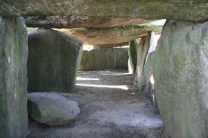 La Roche aux Fées, Франция